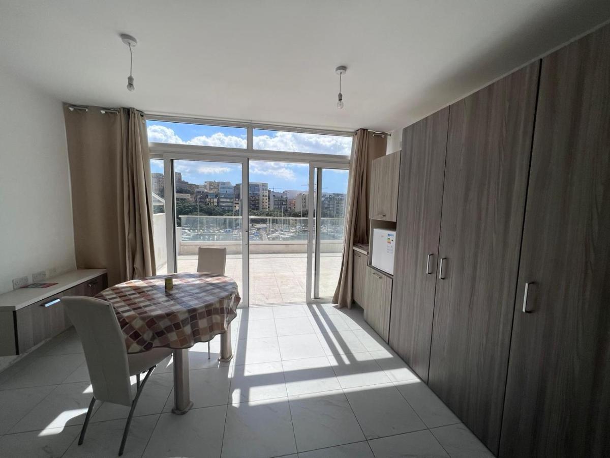 Amazing Sea View Penthouse Near Valletta มซิดา ภายนอก รูปภาพ